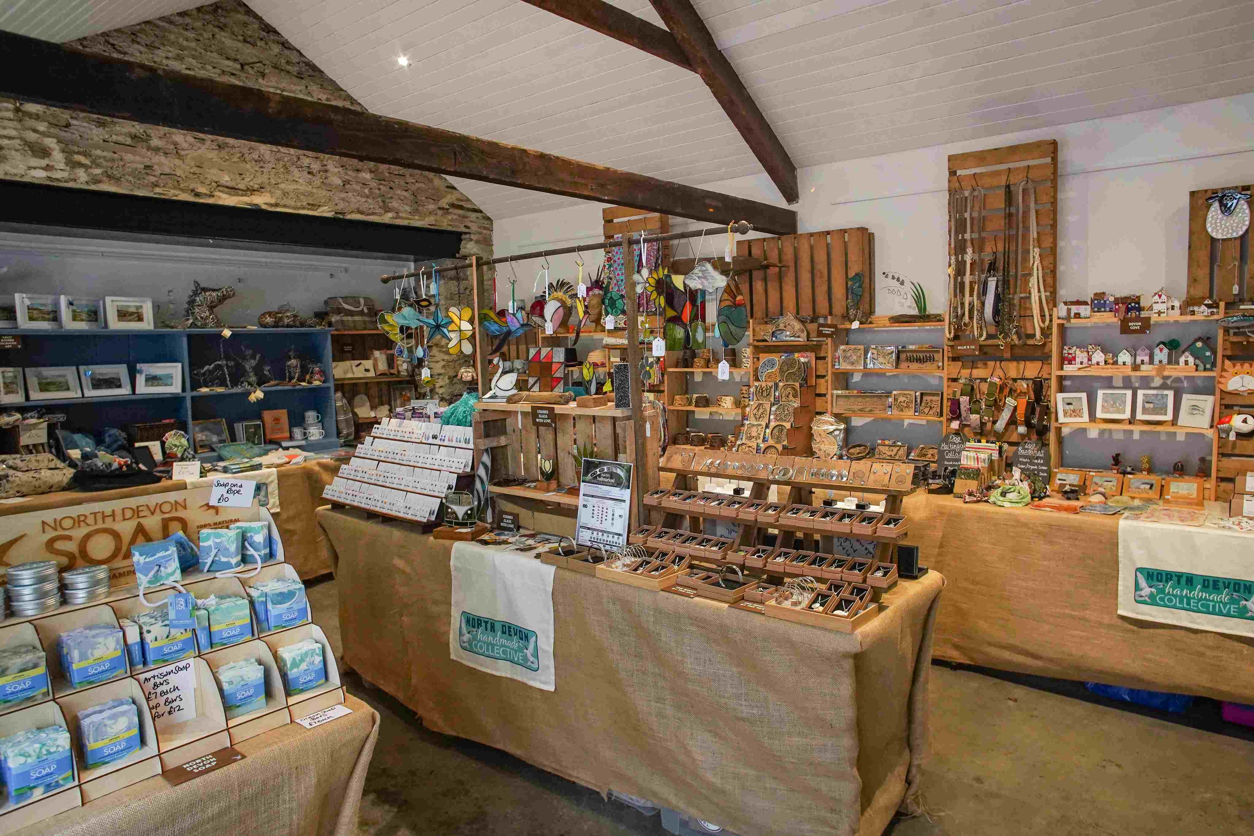 Stalls displaying small gifts filling a room