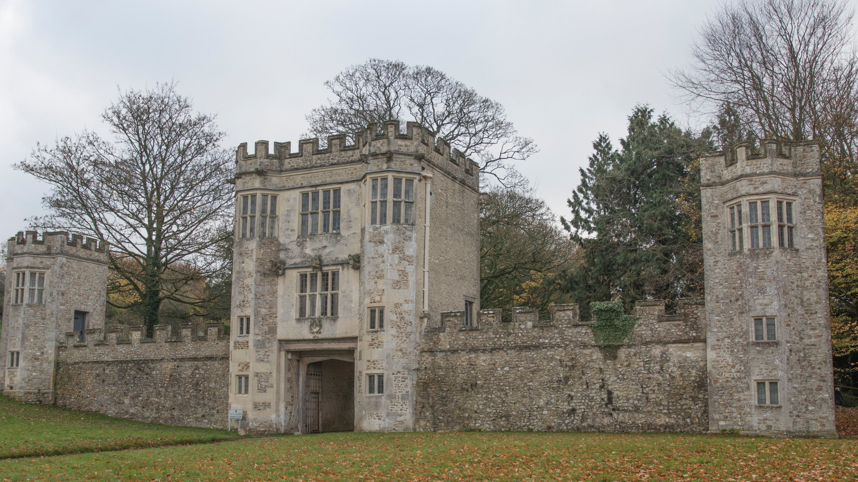 The gatehouse at Shute Barton