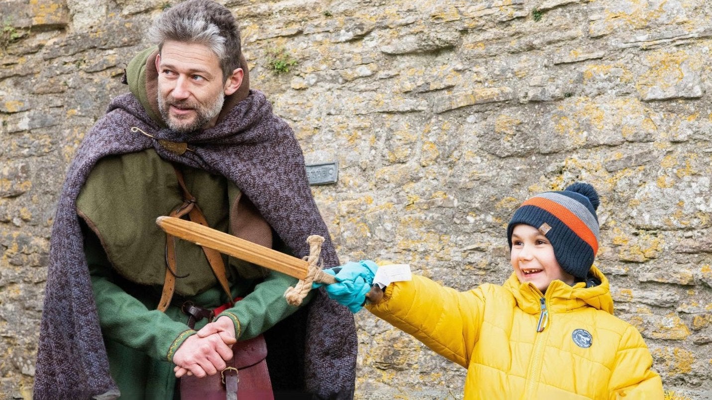 Storytelling tours at Christmas in Corfe Castle