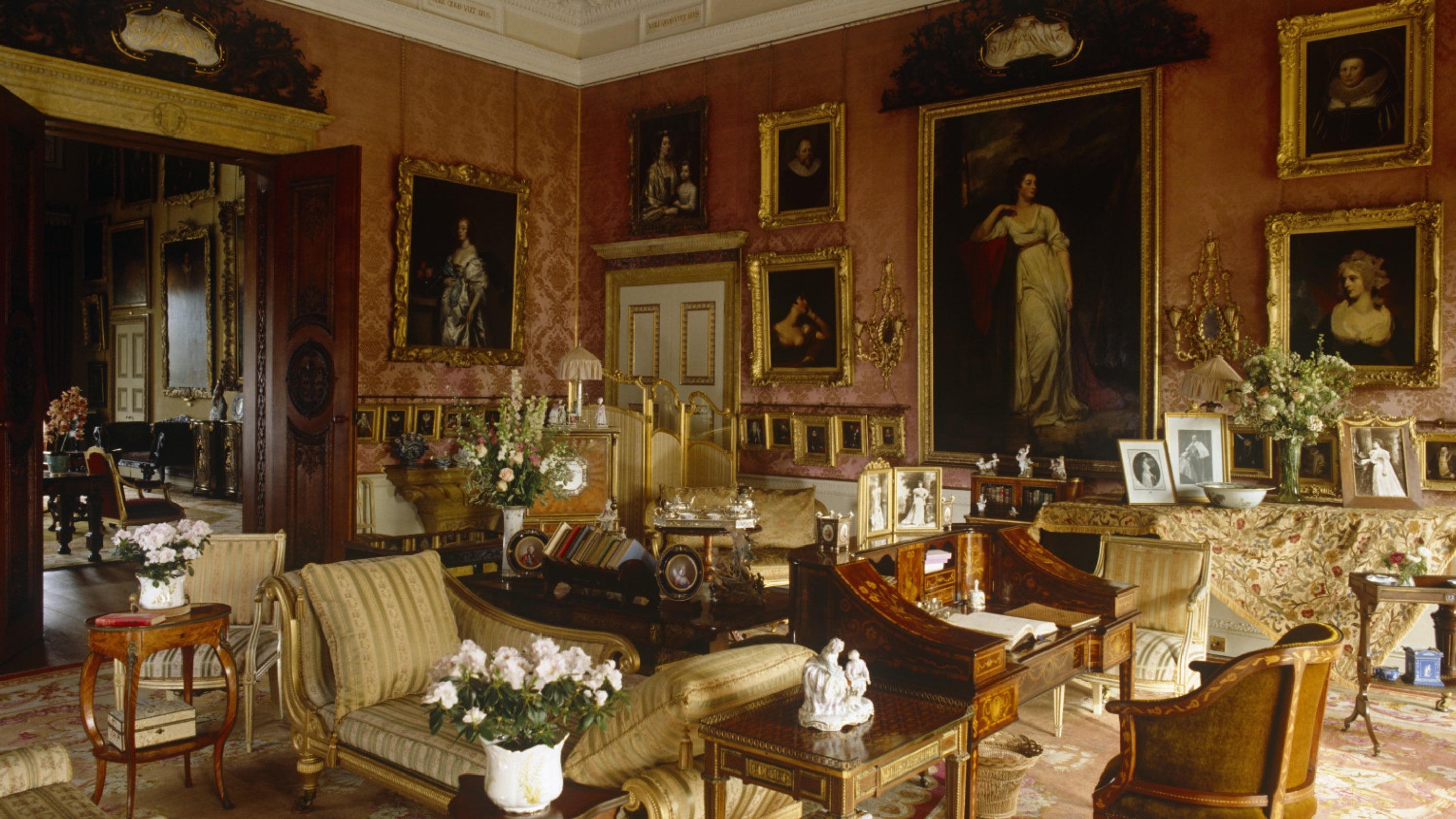 A magnificent interior, with pictures and mahogany furniture