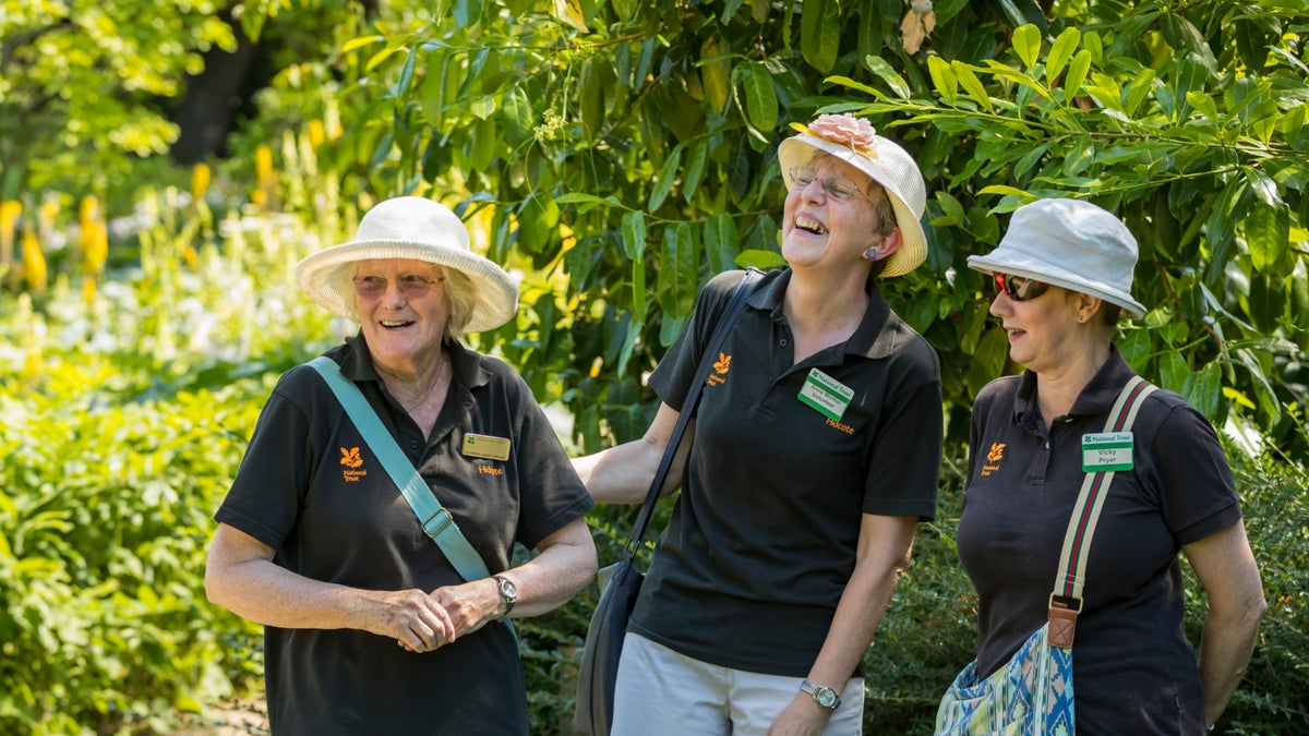 Volunteering in the Cotswolds Gloucs National Trust