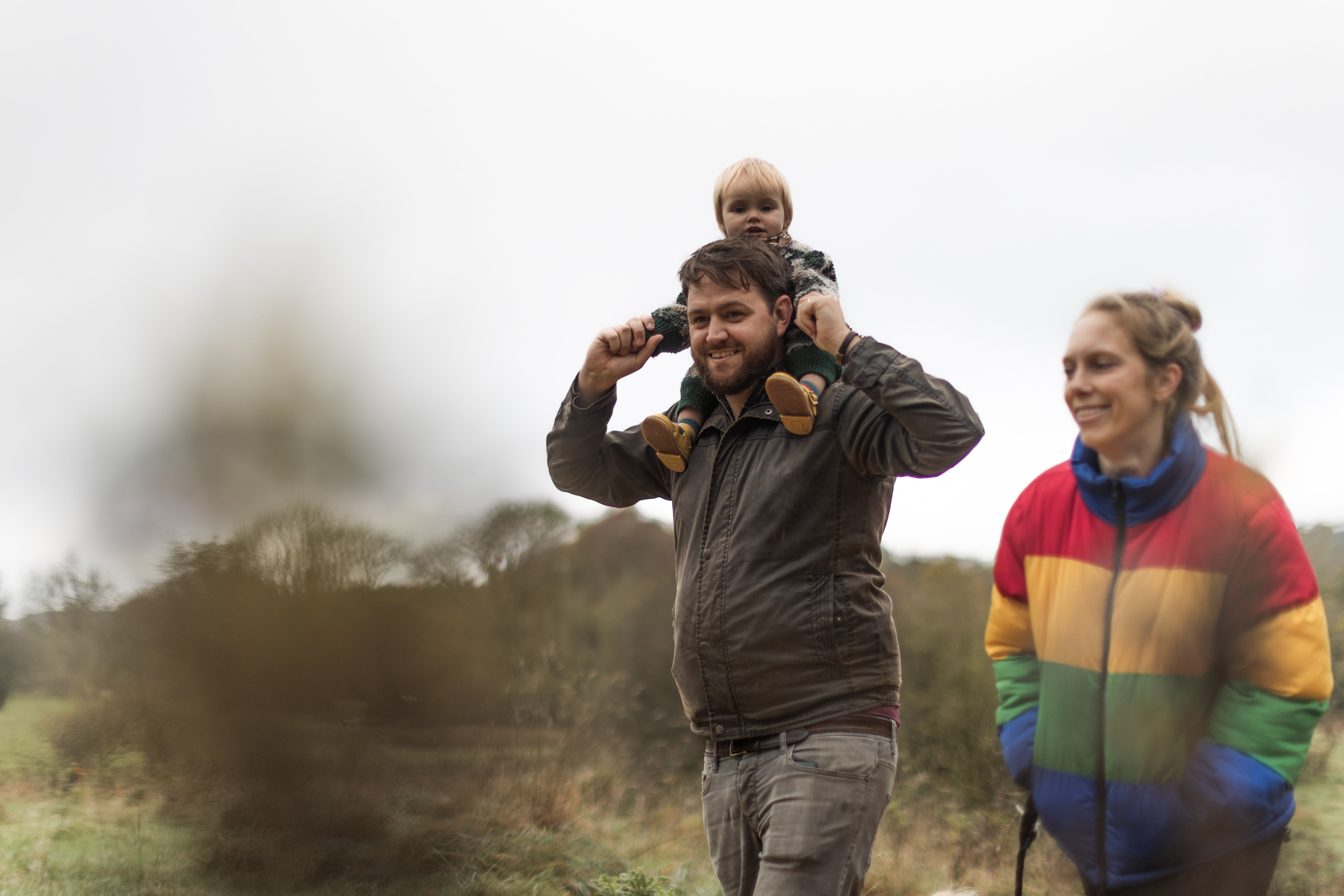 A family enjoying a winter walk at Tinkley Gate