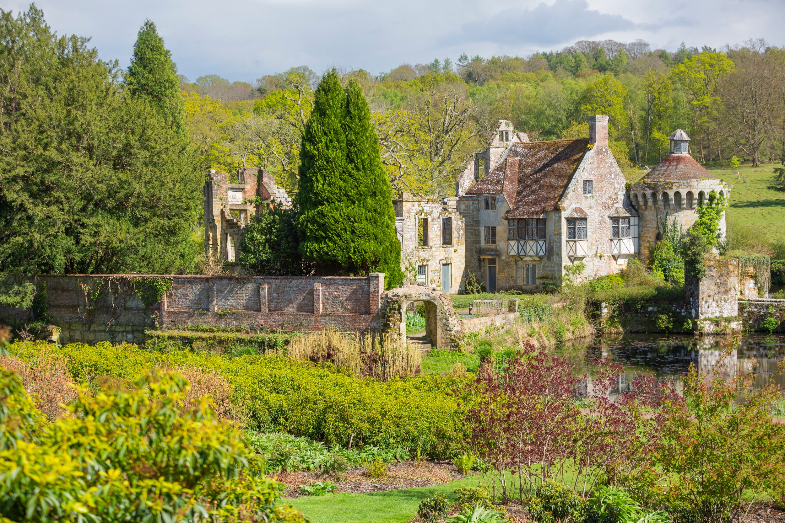 14th century Old Castle at Scotney