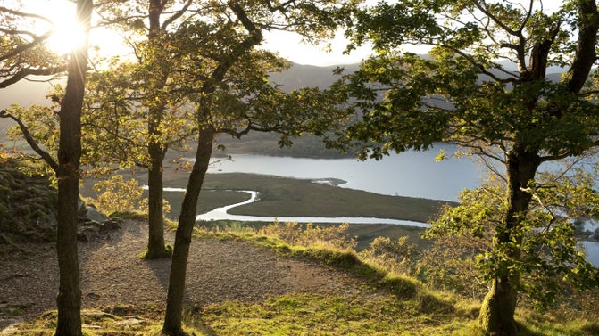 Autumn view over lake Derwent Water from Surprise View