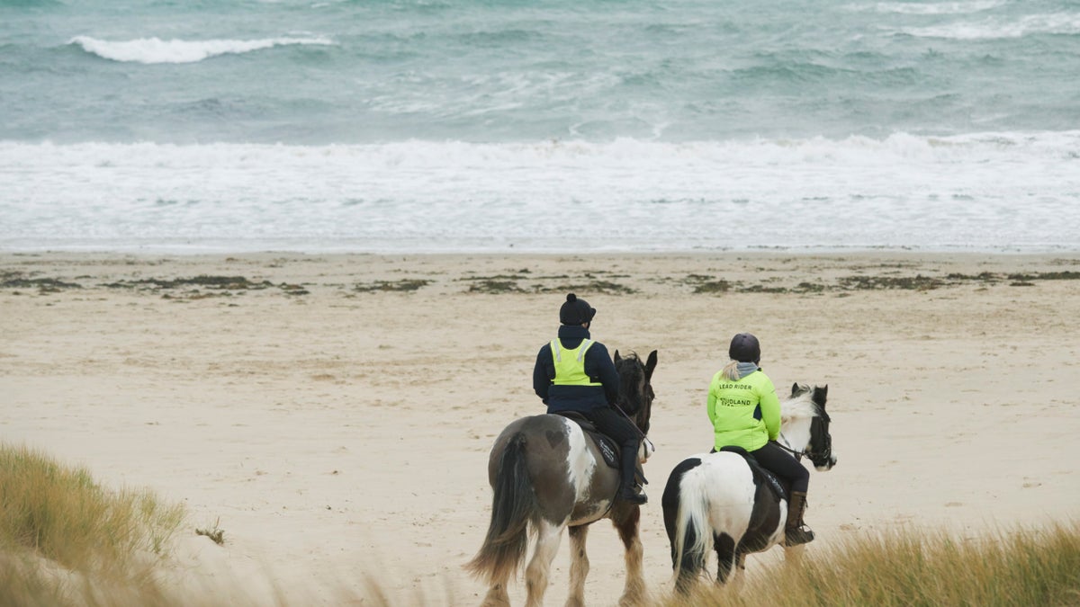 Riding your horse at Formby │ Liverpool National Trust