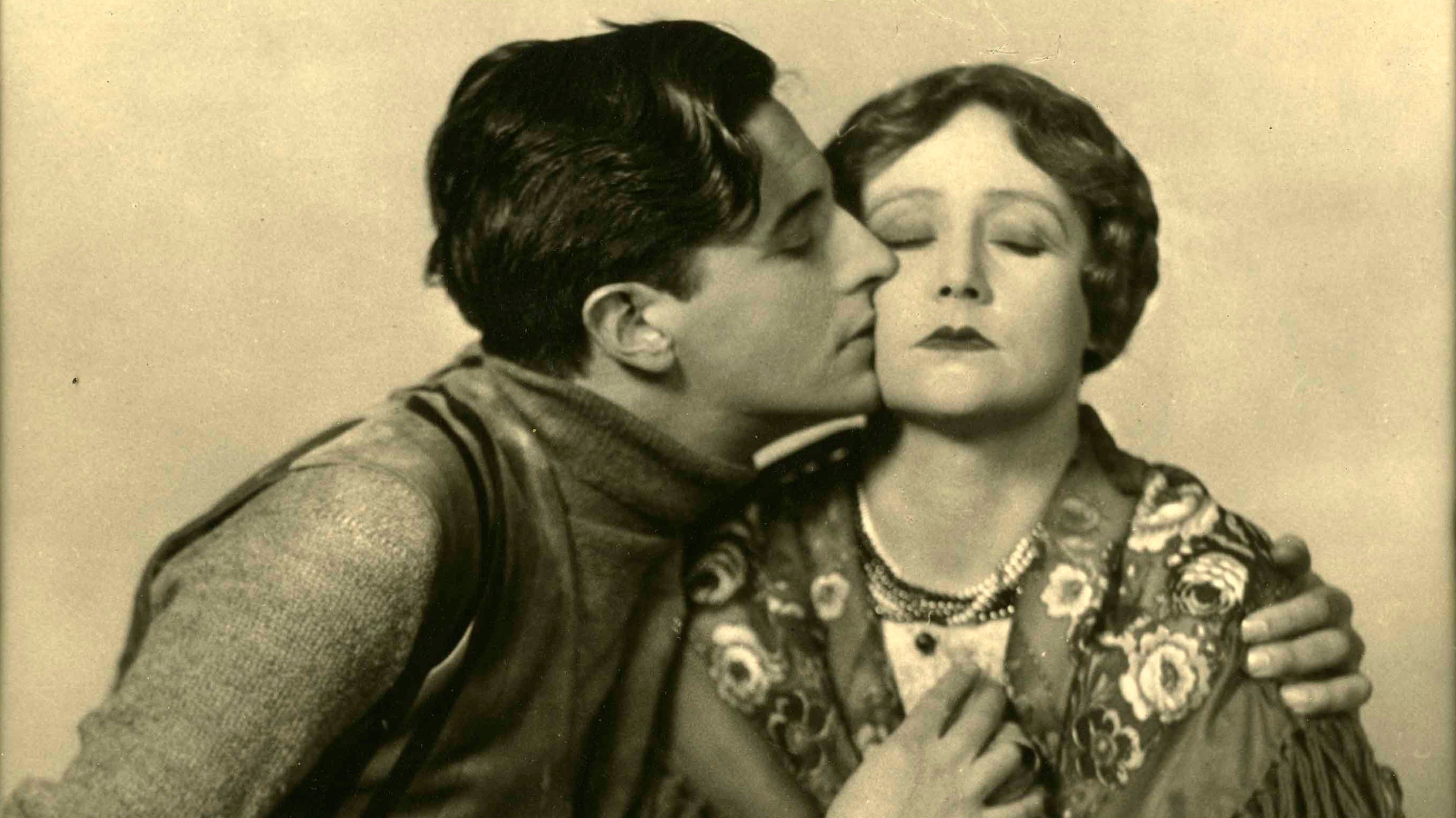 Portrait of famous Welsh actor, composer, playwright and impresario Ivor Novello with Fay Compton, 1926