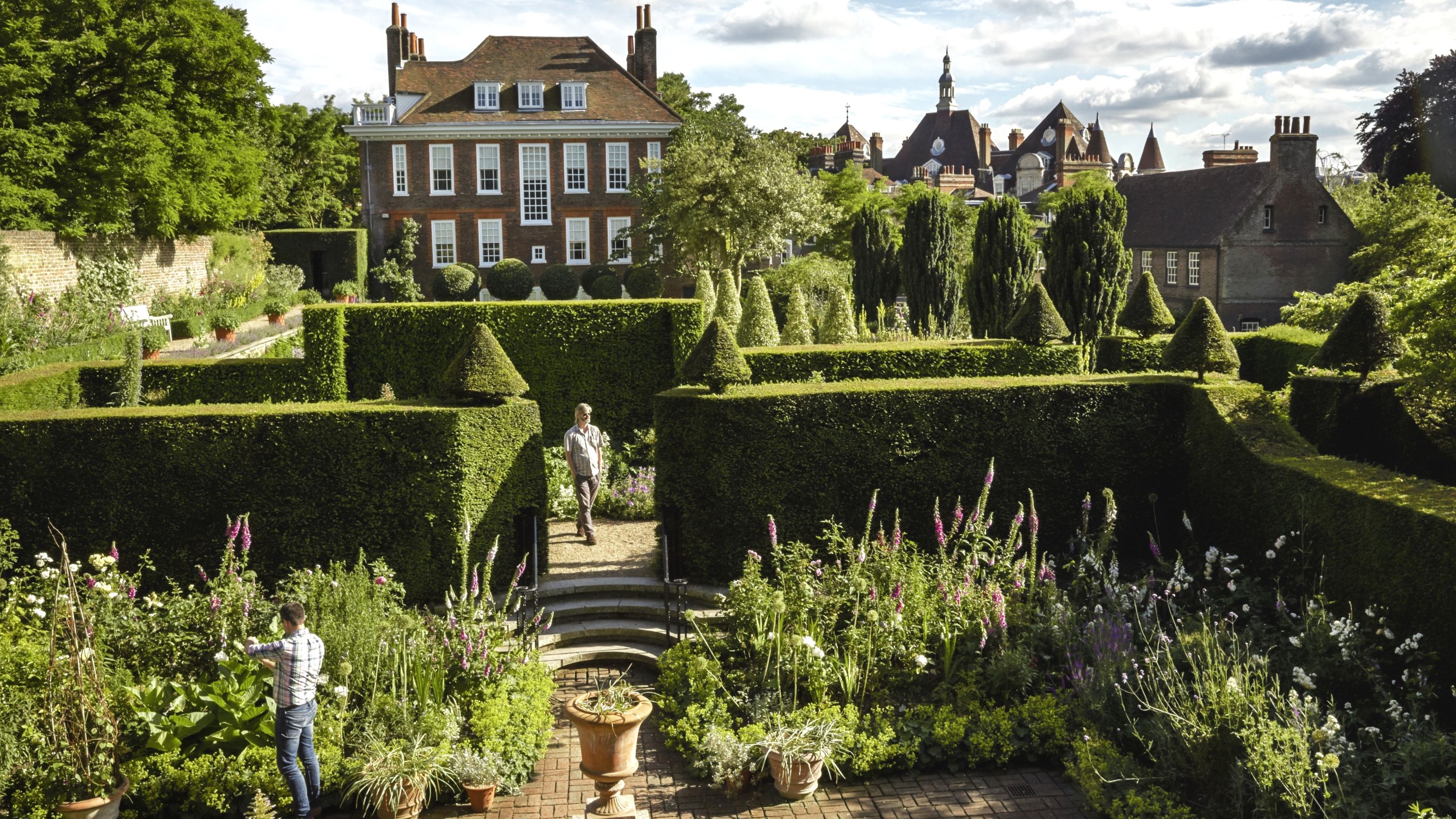 A view of Fenton House and Garden