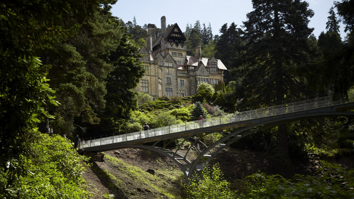 Armstrong trail, Cragside Northumberland National Trust