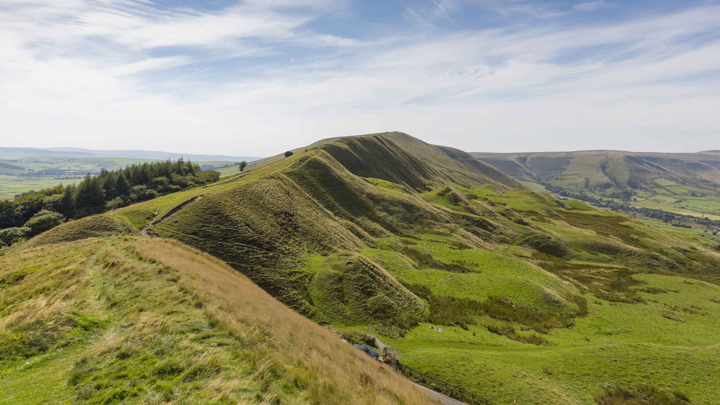 View of Rushup Edge from Mam Tor at Kinder, Edale and the Dark Peak, Derbyshire
