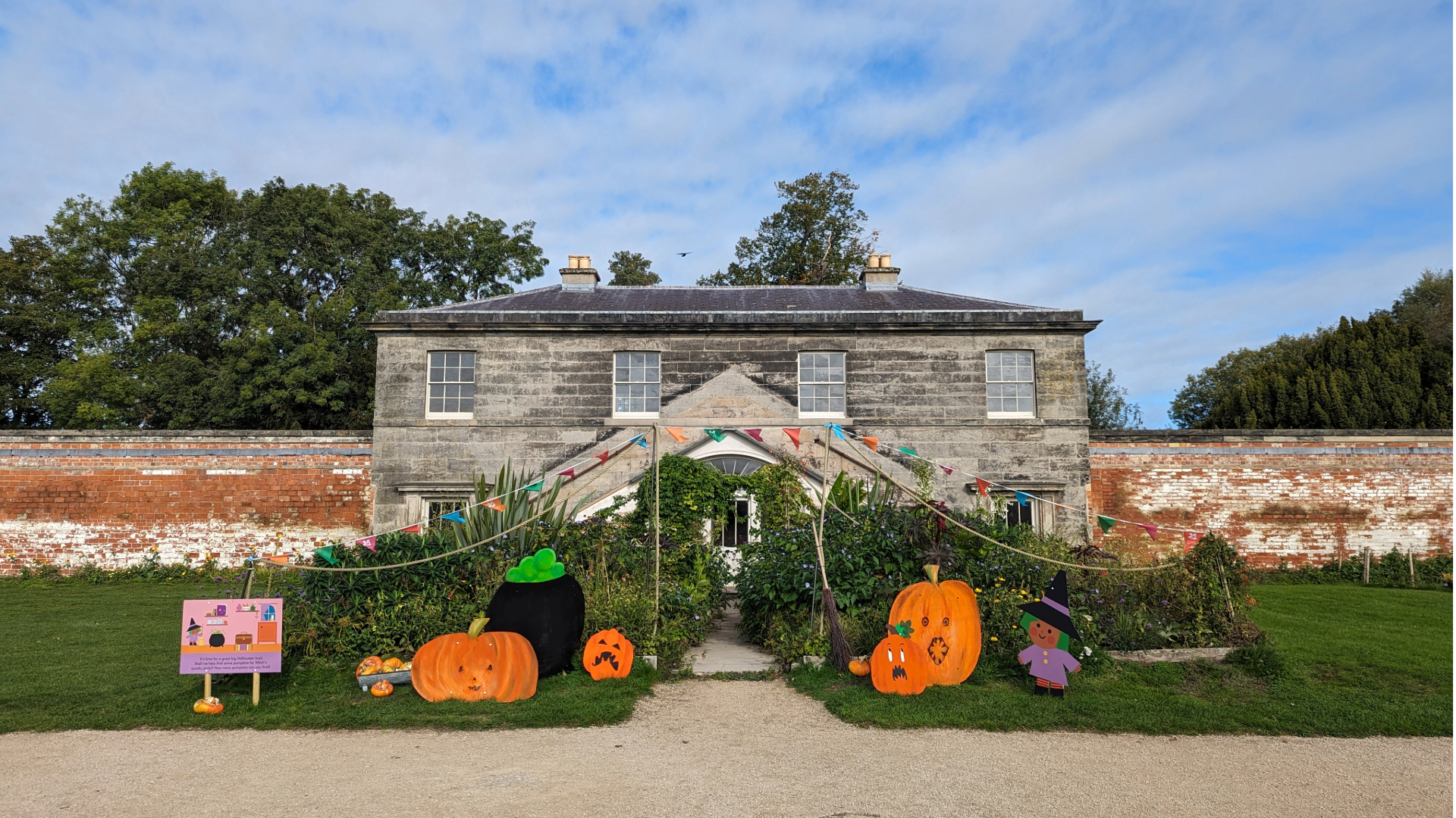 Halloween trail outside the walled garden at Shugbourough