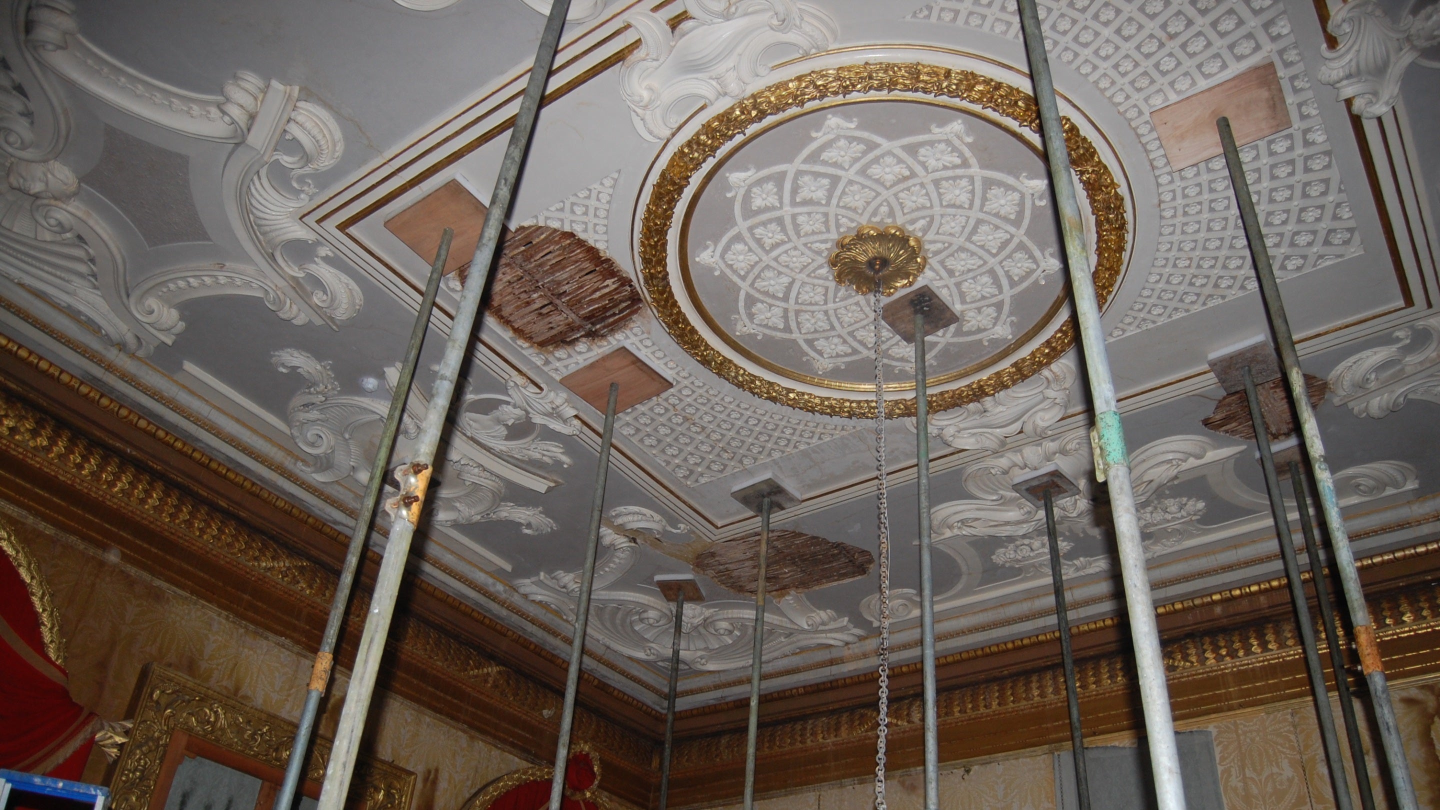 Meal props support the ornate ceiling in the fire-damaged Speakers' Parlour at Clandon Park