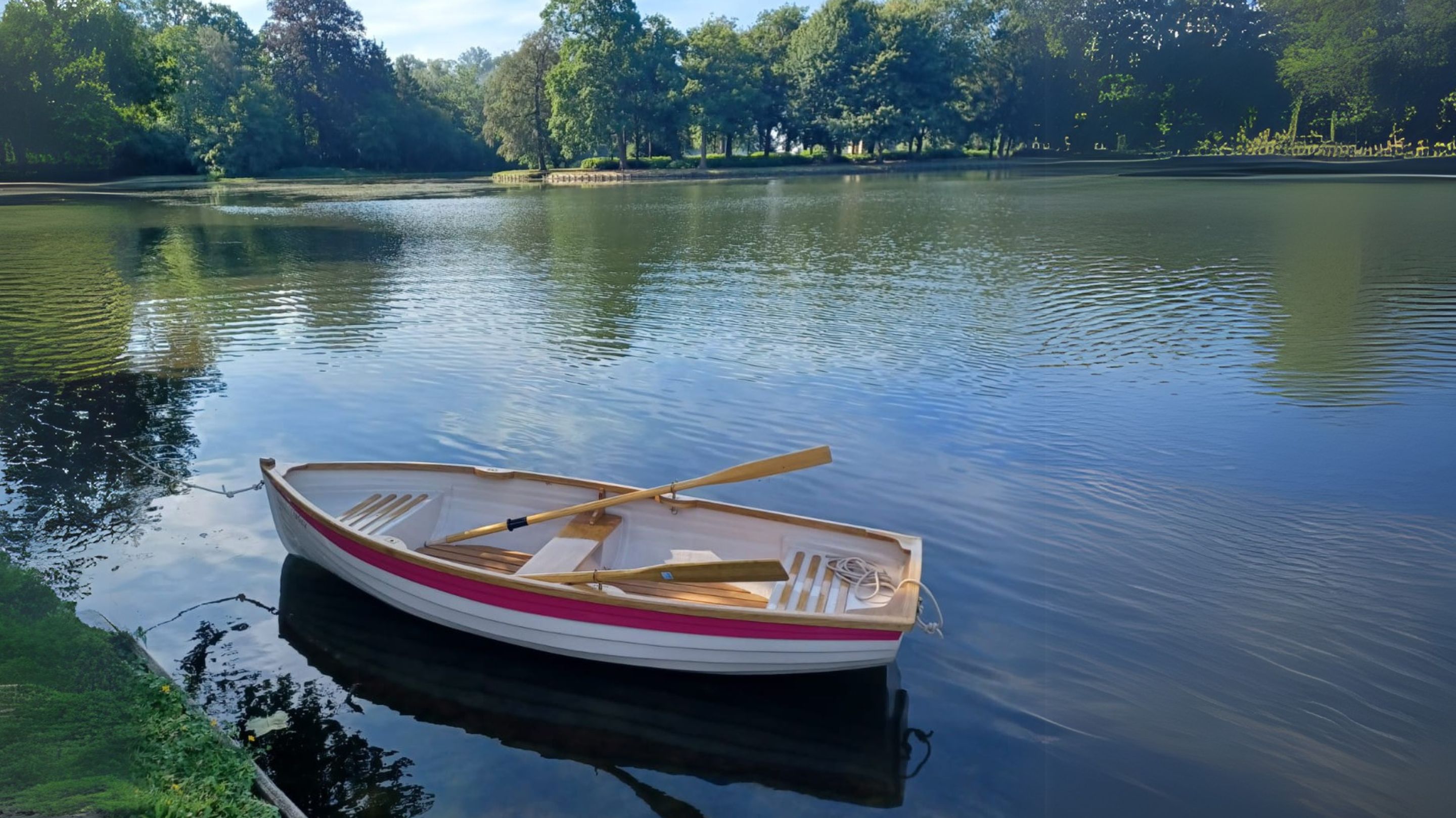 Row boat on the lake at Claremont