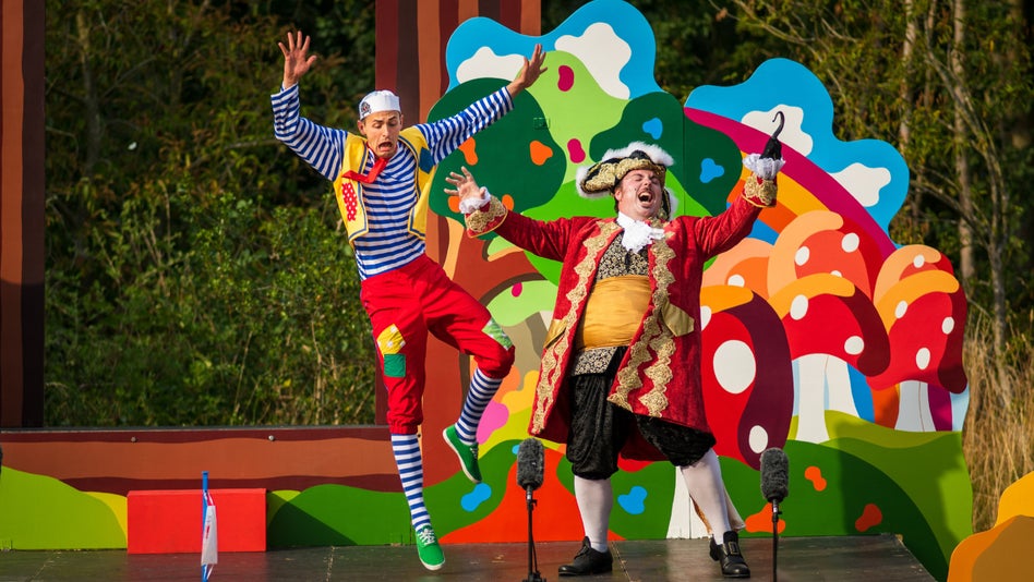 Performers from Immersion Theatre presenting Peter Pan on the stage outdoors