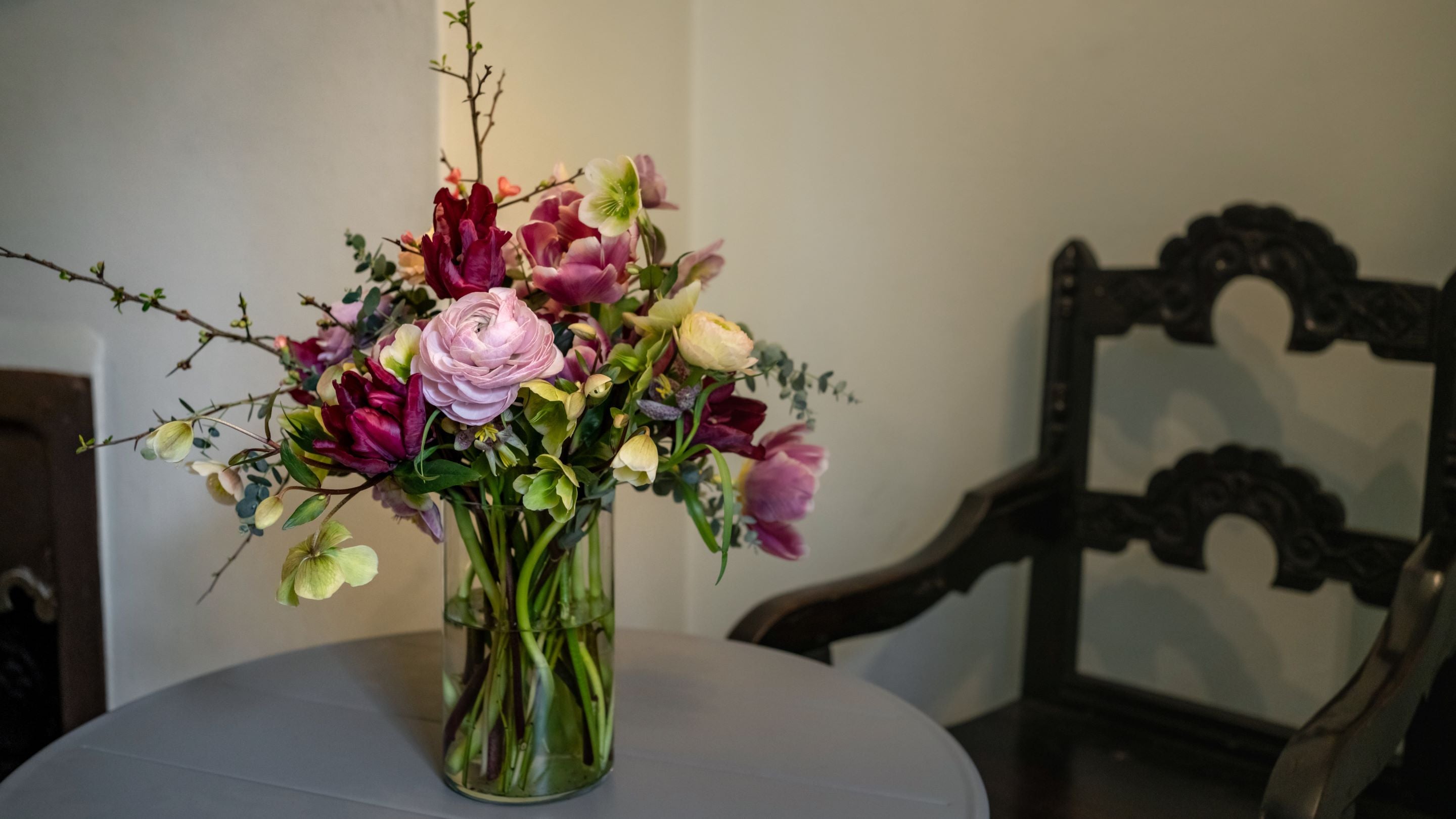 Vase of flowers on a table