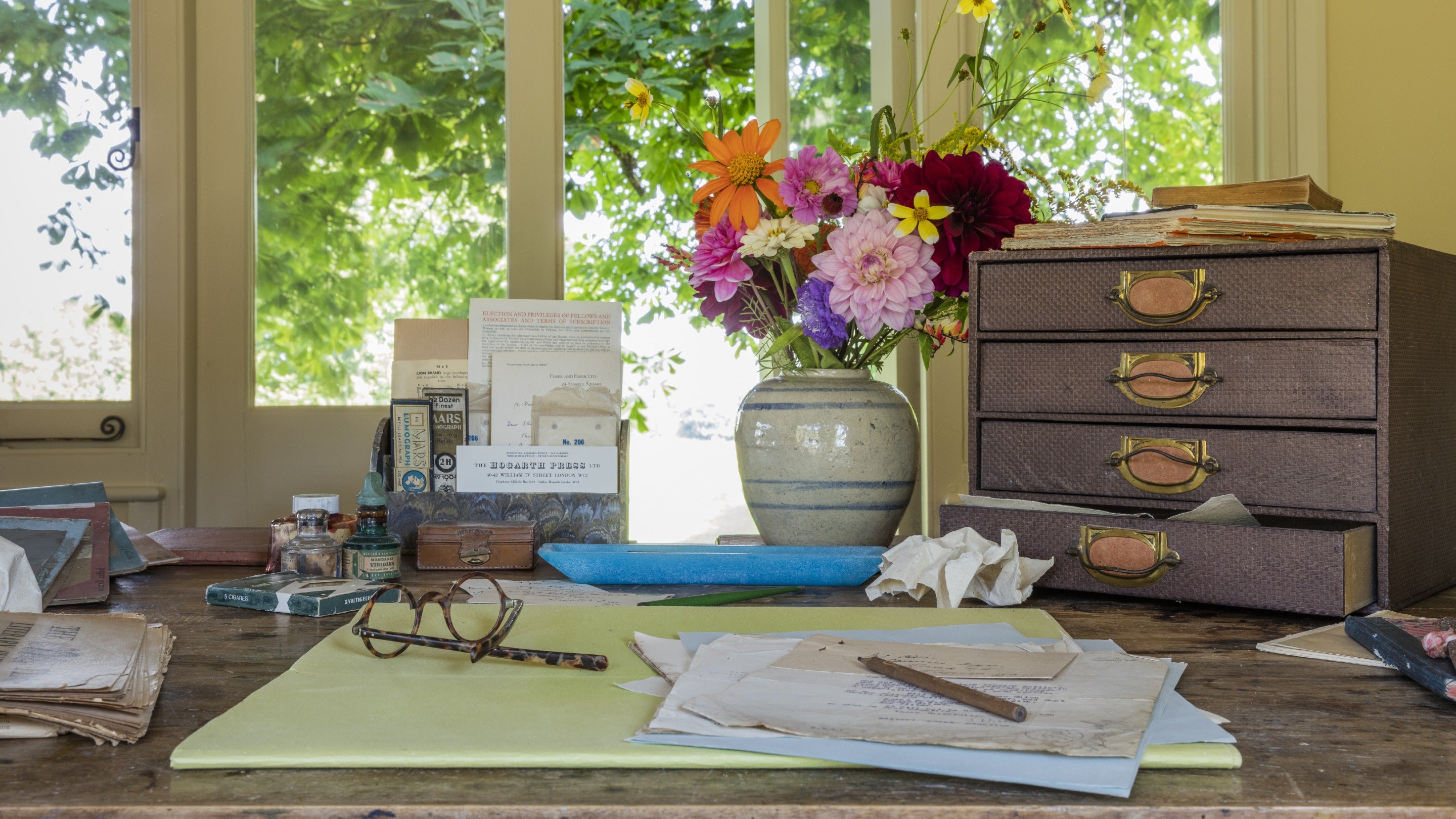 Virginia Woolf's writing desk in the Writing Lodge at Monk's House, East Sussex