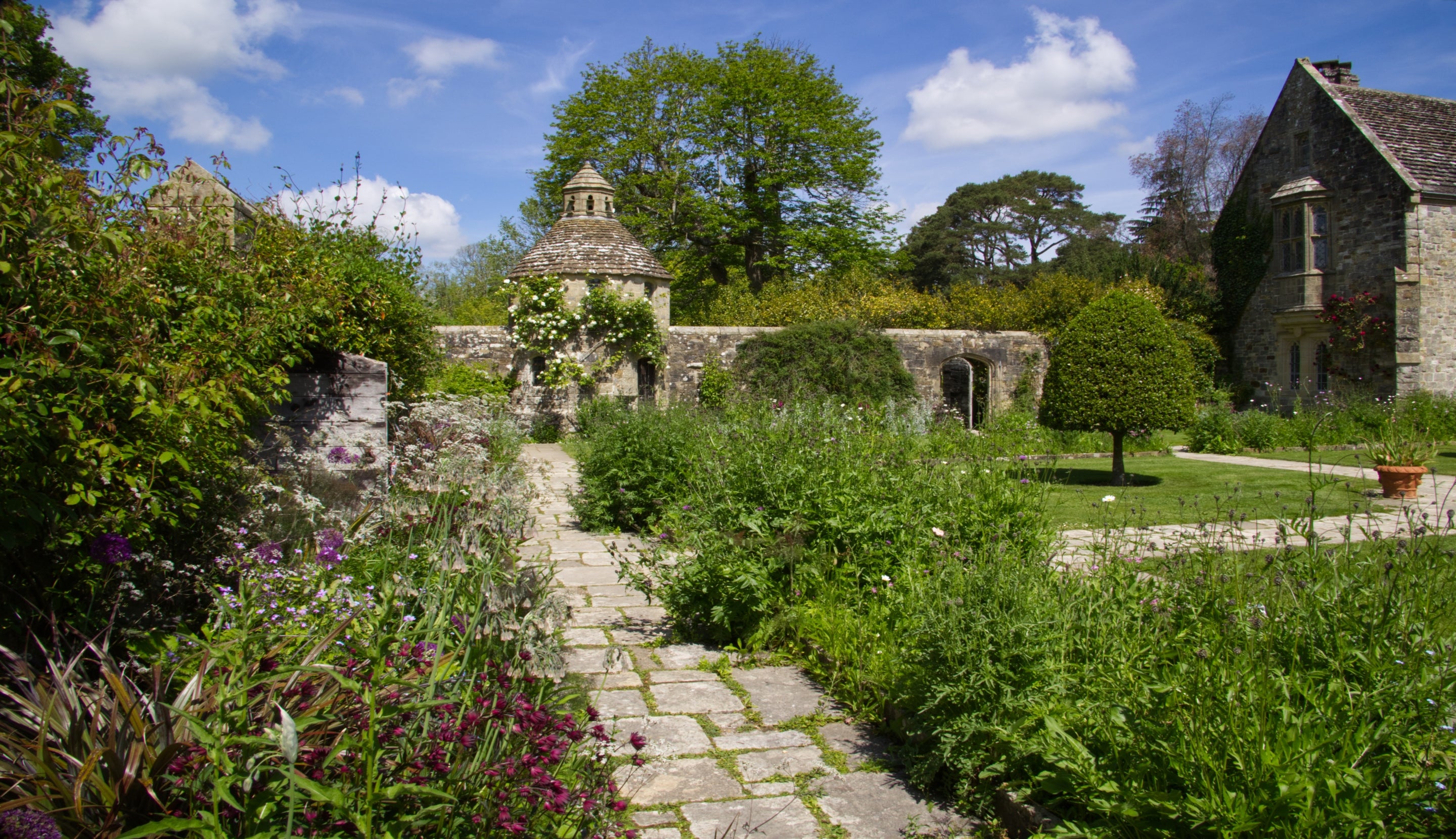 A view of the 1920s dovecote in the Forecourt Garden