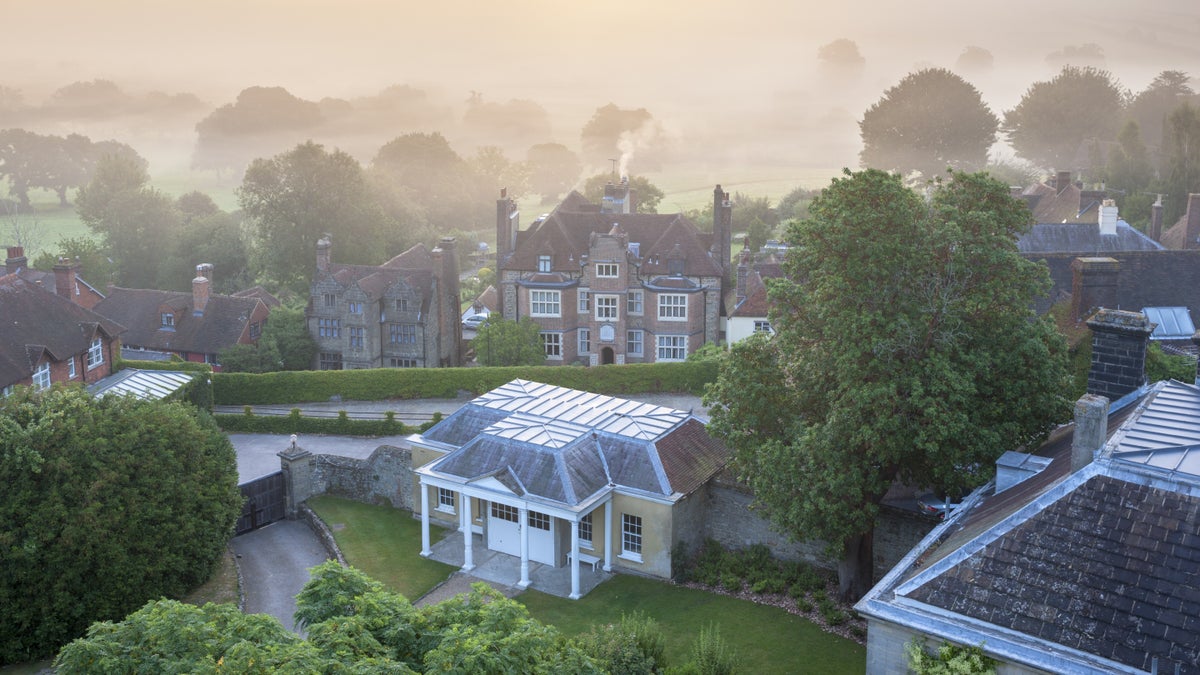 Petworth town’s history Sussex National Trust