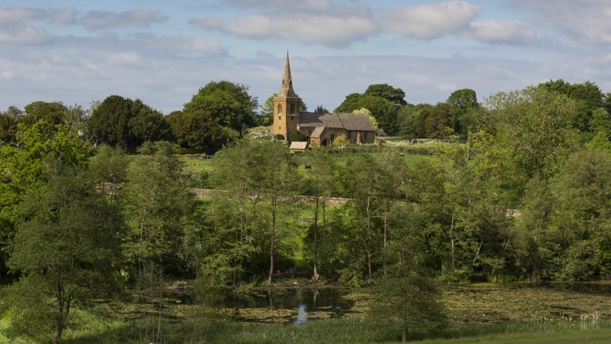 Farnborough parkland walk Warwickshire National Trust