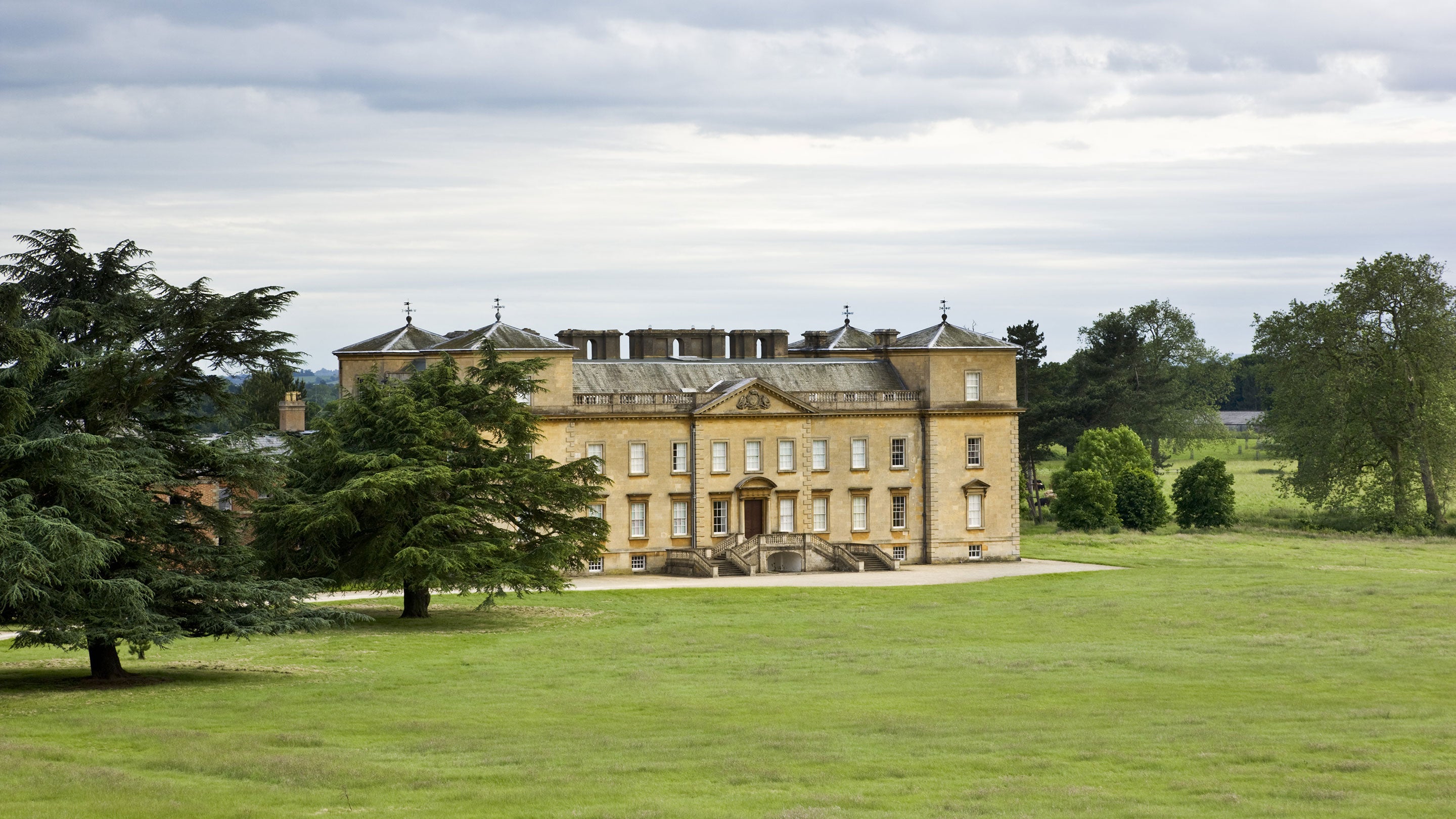 North front of the house at Croome Park, Croome D'Abitot, Worcestershire. Capability Brown remodelled the exterior facades of the house in Classical Palladian style, and added wings to the east and west in 1752.