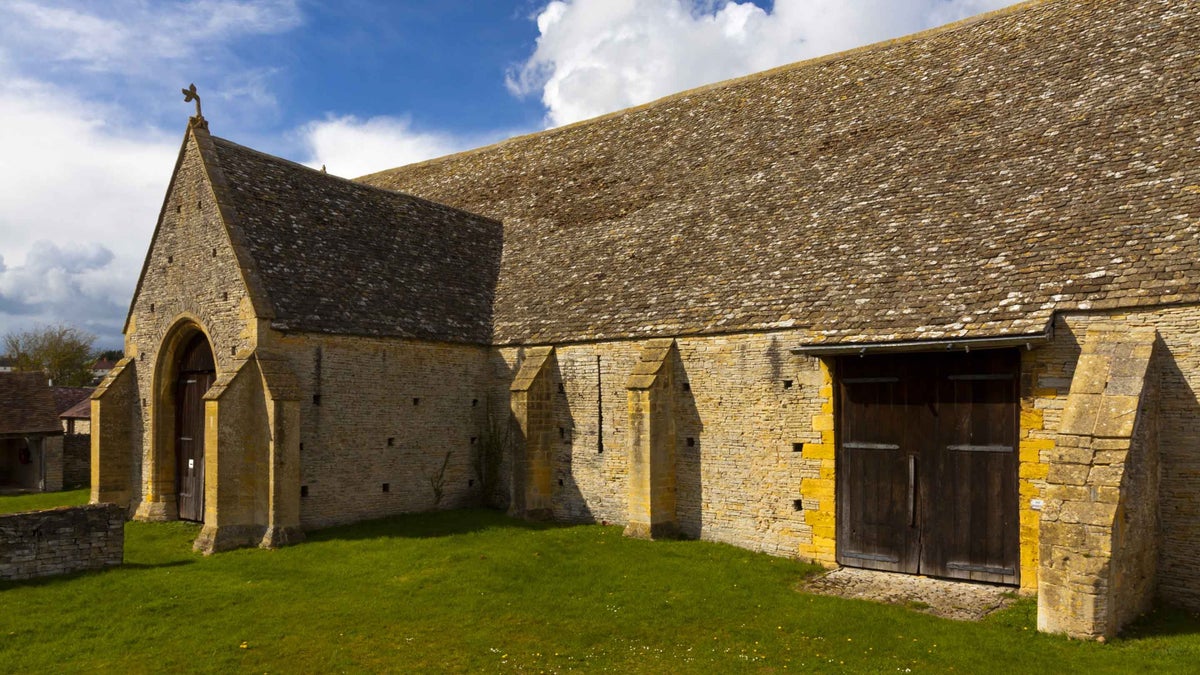 Group visits to Middle Littleton Tithe Barn National Trust