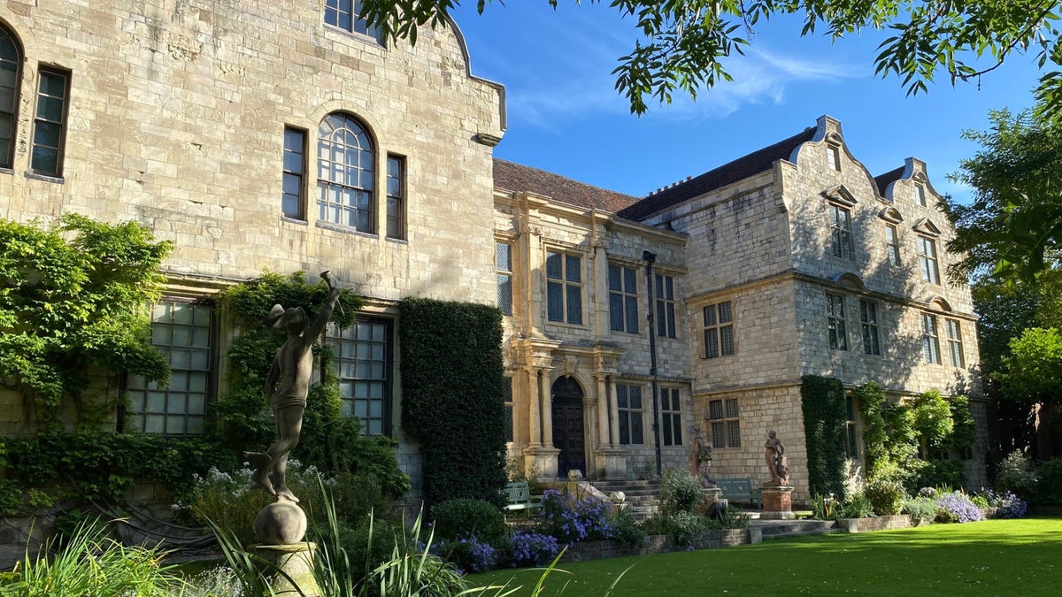 Treasurer's House garden and historic facade in York